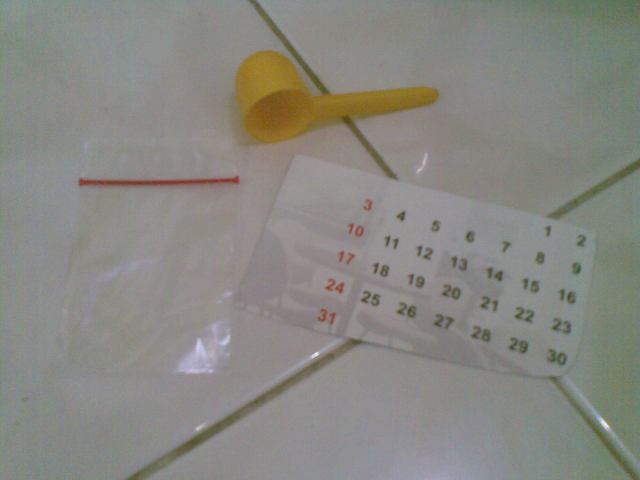 CONTOH TANGGALAN BEKAS SIAP GUNTING