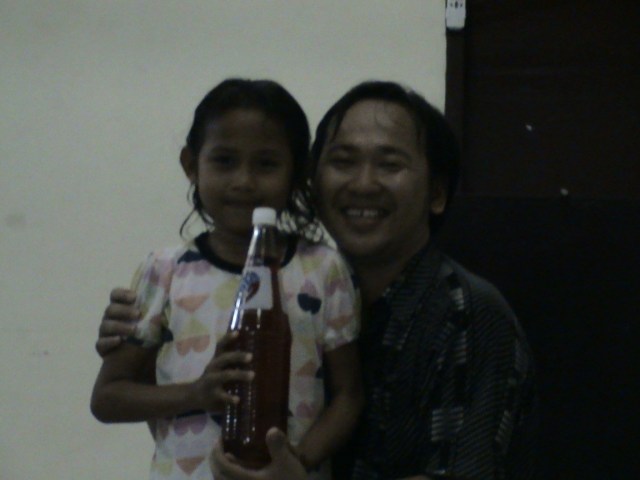 KAK AGUS BERPOSE BERSAMA DEK FIRDA PEMENANG LOMBA PERAN "PEMAIN CADANGAN". 