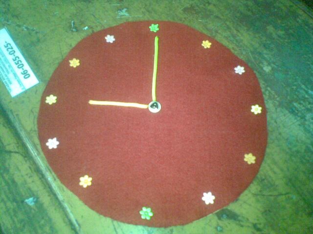 JAM DARI KAIN BELUDRU, buatan kak JUN MEI