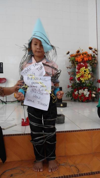 SI SIMSON TERIKAT OLEH DOSA