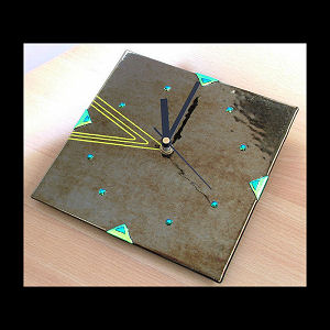 AJAK ANAK-ANAK MEMBUATNYA