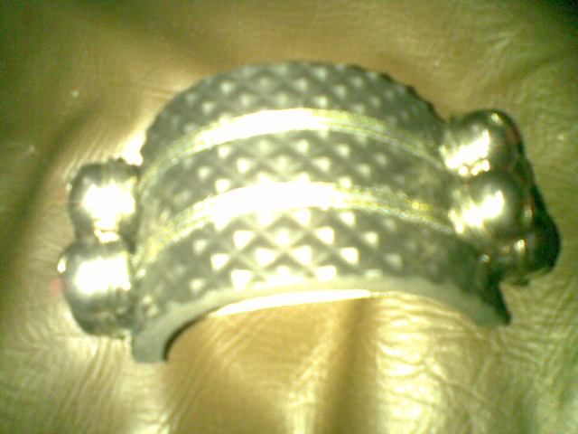 GELANG KAKI, BELI DI PASAR TRADISIONAL GELANG KAKI, BELI DI PASAR TRADISIONAL