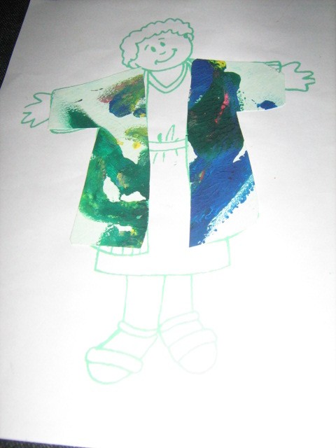 SUASANA HATI YUSUF YANG TERGAMBAR DALAM PILIHAN JUBAHNYA, YANG BERWARNA CERAH, SAAT MEMILIH UNTUK MENGAMPUNI PARA KAKAK.