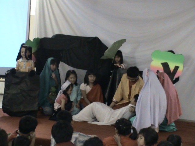 YESUS DIKUBURKAN YESUS DIKUBURKAN