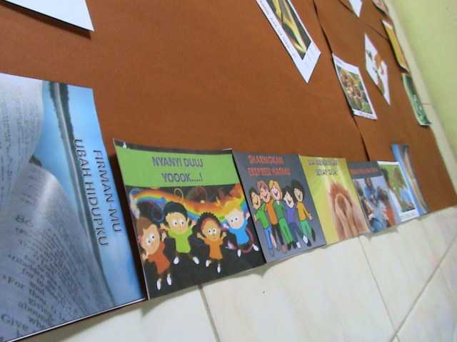 SAYA JELASKAN DAHULU MENGGUNAKAN BAHASA GAMBAR AGAR LEBIH JELAS ( TETAPI NANTI SETELAH ANDA MENGERTI TETAP DIHITUNG MENGGUNAKAN KALKULATOR) TEPIKAN/BARISKAN GAMBAR KE PINGGIR KIRI SEOLAH-OLAH KITA TIDAK MEMBUTUHKAN SPASI. SAYA JELASKAN DAHULU MENGGUNAKAN BAHASA GAMBAR AGAR LEBIH JELAS ( TETAPI NANTI SETELAH ANDA MENGERTI TETAP DIHITUNG MENGGUNAKAN KALKULATOR) TEPIKAN/BARISKAN GAMBAR KE PINGGIR KIRI SEOLAH-OLAH KITA TIDAK MEMBUTUHKAN SPASI.