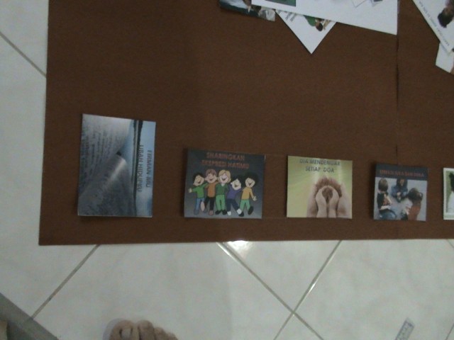 DENGAN CARA TADI ANDA TELAH MENDAPATKAN UKURAN SPASI YANG KEMBAR, BUAT YANG SAMA UNTUK GAMBAR SEBRANG ATAS, SERTA LAKUKAN PERHITUNGAN DARI NOL UNTUK SISI LEBAR KARTON DAN BUATLAH SISI SEBRANG, DAN AKHIRNYA BISA SELESAI, DALAM 20 KOTAK-KOTAK ISIAN GAMBAR. DENGAN CARA TADI ANDA TELAH MENDAPATKAN UKURAN SPASI YANG KEMBAR, BUAT YANG SAMA UNTUK GAMBAR SEBRANG ATAS, SERTA LAKUKAN PERHITUNGAN DARI NOL UNTUK SISI LEBAR KARTON DAN BUATLAH SISI SEBRANG, DAN AKHIRNYA BISA SELESAI, DALAM 20 KOTAK-KOTAK ISIAN GAMBAR.