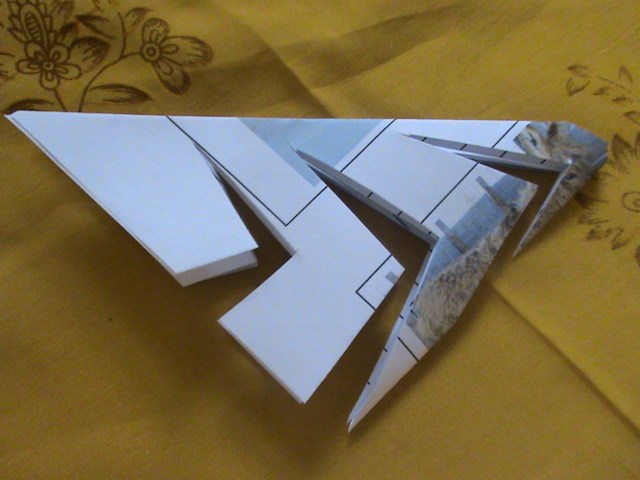 35. IKUTI POLA GUNTINGAN INI