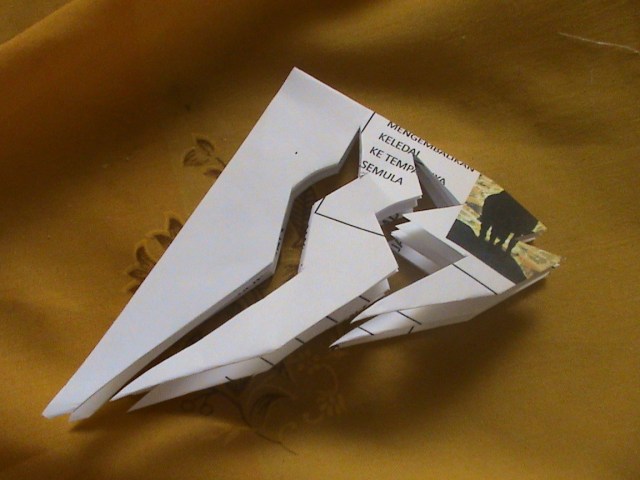 38. IKUTI POLA GUNTINGAN INI