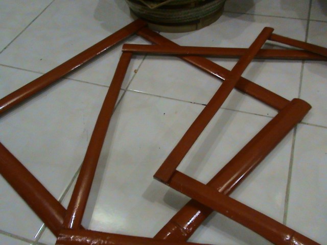 BEBERAPA BUAH BINGKAI, UNTUK DUA POS ANDA MEMBUTUHKAN 6 KEPING