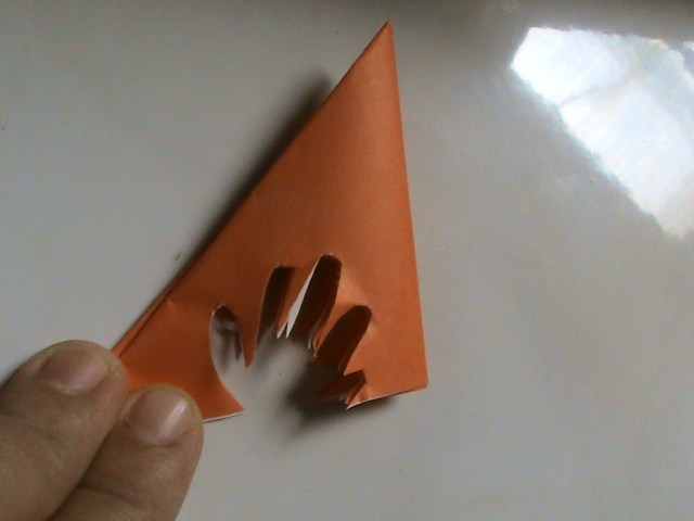 IKUTI POLA POTONGAN INI