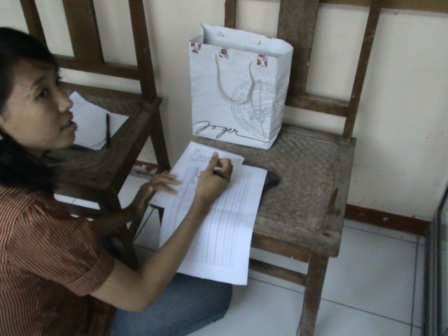 MENULISKAN POKOK DOA UNTUK ANGGOTA KELUARGA