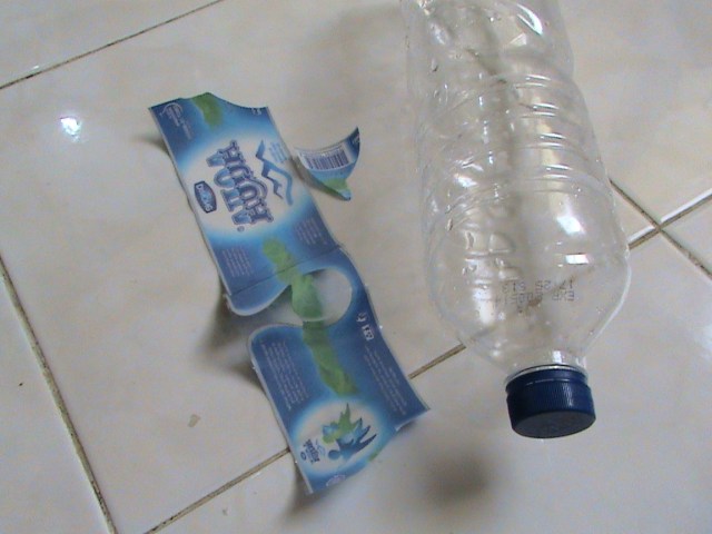 JANGAN BUANG BOTOL BEKAS INI