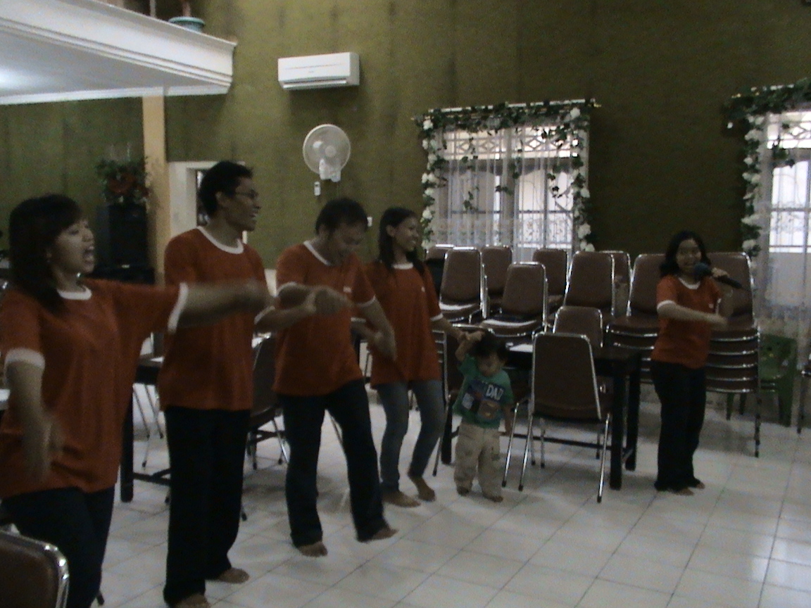 SUASANA PUJIAN AWAL SUASANA PUJIAN AWAL