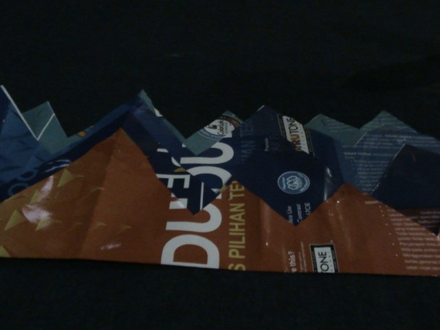 GUNAKAN STEPLES UNTUK MENGKAITKAN MEREKA GUNAKAN STEPLES UNTUK MENGKAITKAN MEREKA