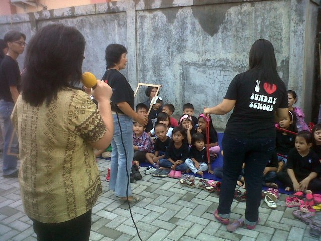 KKR KELAS KECIL 'DI SEBUAH TAMAN'