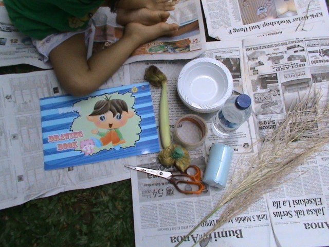 GUNTING, KAPAS, AIR, MANGKOK, BUKU GAMBAR