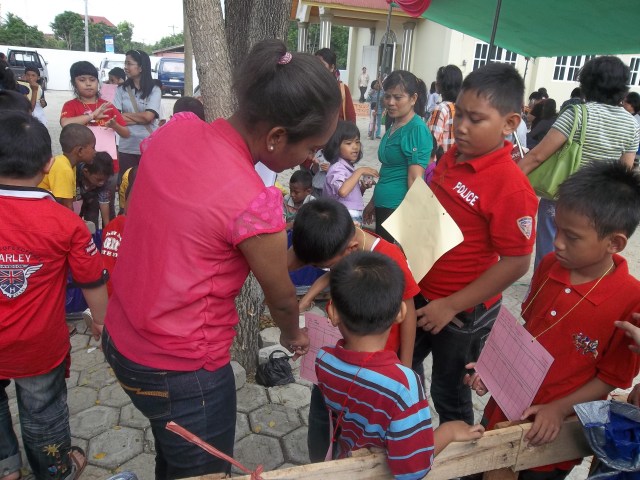KESERUAN MEMAKAI BOARD PADA TIAP ANAK, INI MEMAKAI METODE ACCSESORIES/ KALUANG