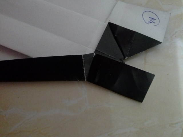 24. dengan membuka lipatan cubitan, rok bisa terlipat sampai bawah