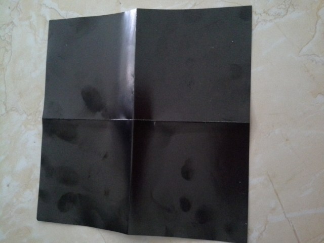 lipat lagi dari arah lainnya sehingga berbentuk garis salib