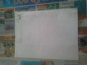 rapikan dengan esolasi bening sisa plastik di kanan kiri dan atas