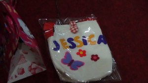 Nah...lembur lembur ini mengerjakan semuanya karena dasar cinta....dan hobby...dan juga talenta....